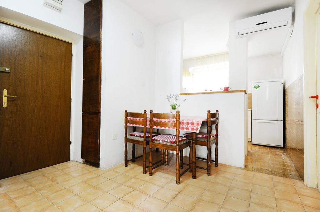 Split Central Lovely Flat Habitación foto